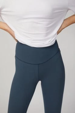 Varley BLACKBURN LEGGING 2.0 -Varley Store TheSilenceCoModelEcommOct1920202013