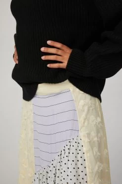 Stine Goya MARIBELLE SKIRT -Varley Store TheSilenceCoModelEcommOct1920202154