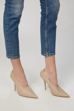 THE KOOPLES BUTTON FLY JEANS -Varley Store TheSilenceCoModelEcommOct1920202302