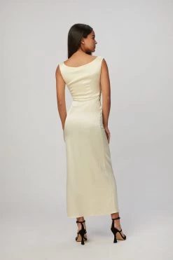 BUTTER DRESS -Varley Store TheSilenceCoModelEcommOct1920202329