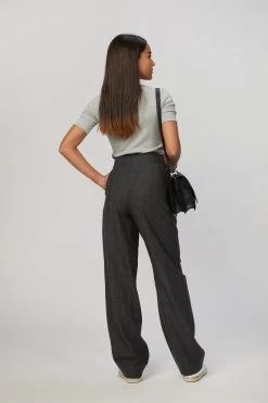 KERIMA BAG -Varley Store TheSilenceCoModelEcommOct1920202602