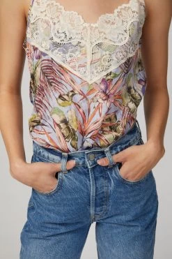 ANABELLA CAMI -Varley Store TheSilenceCoModelEcommOct1920202803