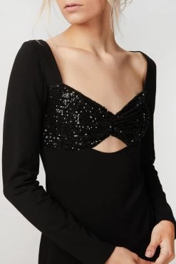 BLAIR DRESS -Varley Store TheSilenceCoModelEcommOct2020203425a