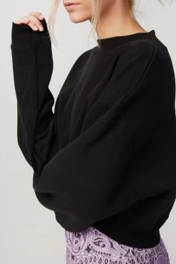 THE JONI CROPPED COTTON-JERSEY CREWNECK SWEATSHIRT -Varley Store TheSilenceCoModelEcommOct2020204246