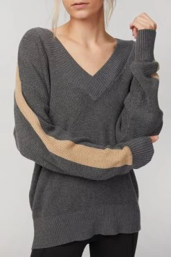 Varley WESLEY LEGGING -Varley Store TheSilenceCoModelEcommOct2020204519 6efe3b3a f264 46d0 85ca 80ab44bee14a