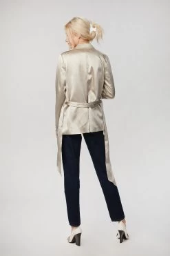 TIPPY -Varley Store TheSilenceCoModelEcommOct2020204614