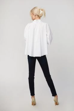 HIGH RISE SKINNY ANKLE ZIP -Varley Store TheSilenceCoModelEcommOct2020205678 38894d7b 77fc 407e babc 9f0df75920fe