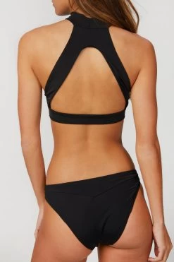 ERATO BOTTOM 7 ERATO BOTTOM -Varley Store TheSilenceCoModelEcommOct2020205722