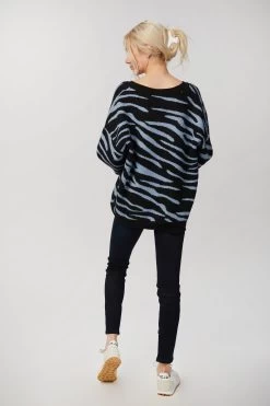 JOEY SWEATER -Varley Store TheSilenceCoModelEcommOct2020205756