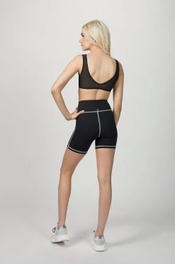 MESH BRA 7 MESH BRA -Varley Store TheSilenceCoOnModel2Jan2620210229 b0f410ee 0b98 4bf7 bb35 cfaa7a7a583e