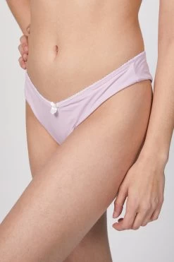 PICOT DELILAH BOTTOM 8 PICOT DELILAH BOTTOM -Varley Store TheSilenceCoOnModel2Jan2620210956