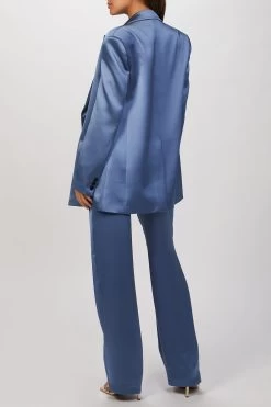 BONNIE SATIN JACKET -Varley Store TheSilenceCoOnModelFeb1920217588