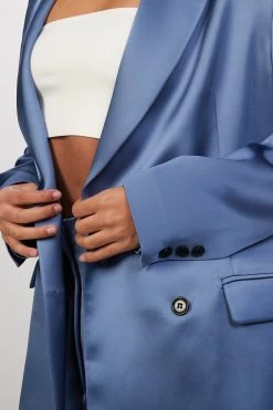 BONNIE SATIN JACKET -Varley Store TheSilenceCoOnModelFeb1920217598