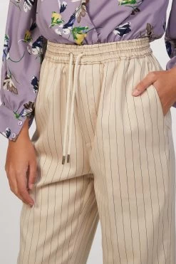 MUNTHE TOKAT PANTS -Varley Store TheSilenceCoOnModelFeb1920217615