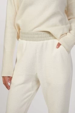 Varley BRYMHURST PANT -Varley Store TheSilenceCoOnModelFeb1920217689