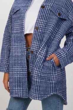 MUNTHE TULLY OUTERWEAR -Varley Store TheSilenceCoOnModelFeb1920217760