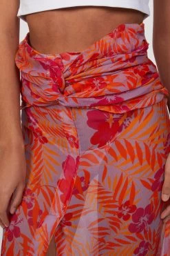 TROPICAL GEORGETTE SKIRT -Varley Store TheSilenceCoOnModelFeb1920218225