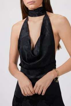 DYLAN GEMSTONE LINK BRACELET 8 DYLAN GEMSTONE LINK BRACELET -Varley Store TheSilenceCoOnModelJan2620210169 06ad23b4 1c54 4071 becf 33fe5838ac16