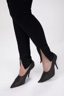 HIGH RISE SKINNY ZIP JEAN -Varley Store TheSilenceCoOnModelJan2620210625