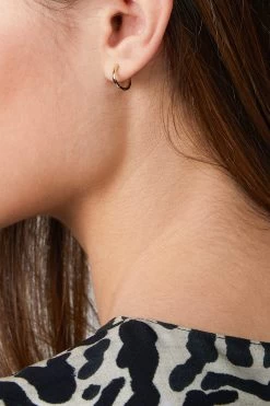 HUGGIES -Varley Store TheSilenceCoOnModelJan2620210745