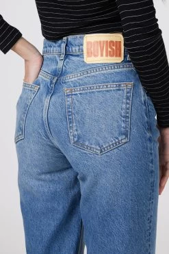 THE ZIGGY BAGGY HIGH-RISE STRAIGHT-LEG JEANS -Varley Store TheSilenceCoOnModelJan2620210848