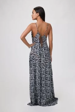 LONG FLORAL DRESS -Varley Store TheSilenceCoOnModelJan2620210943