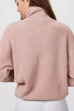 Varley AXTELL HALF ZIP KNIT PULLOVER -Varley Store TheSilenceCoOnModelJan2620211024