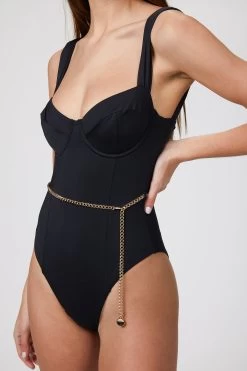 VINTAGE DANIELLE ONE PIECE -Varley Store TheSilenceCoOnModelJan2620211289