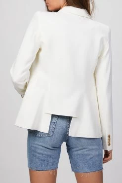 DUCHESS BLAZER -Varley Store TheSilenceCoOnModelMarch28202111729