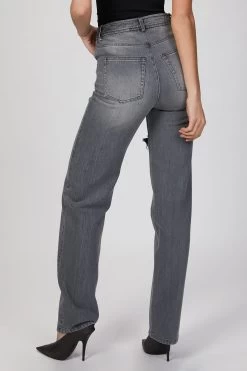 VINTAGE CUT DENIM PANTS -Varley Store TheSilenceCoOnModelMarch28202111999