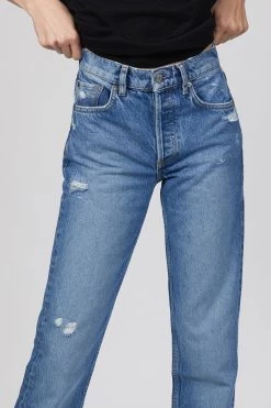 THE TOMMY CROPPED MID-RISE STRAIGHT-LEG JEANS 8 THE TOMMY CROPPED MID-RISE STRAIGHT-LEG JEANS -Varley Store TheSilenceCoOnModelMarch28202112117