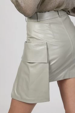MINI CARGO LEATHER SKIRT 9 MINI CARGO LEATHER SKIRT -Varley Store TheSilenceCoOnModelMarch28202112419