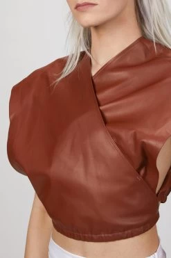 ENVELOPE LEATHER TOP 8 ENVELOPE LEATHER TOP -Varley Store TheSilenceCoOnModelMarch28202112465