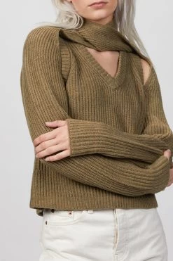 LOOP CHUNKY SWEATER -Varley Store TheSilenceCoOnModelMarch28202112565