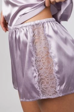 LISSA SHORT -Varley Store TheSilenceCoOnModelMarch28202112630