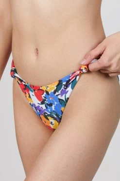 KNOTTY BOTTOM 8 KNOTTY BOTTOM -Varley Store TheSilenceCoOnModelMarch28202112807