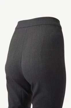 JONES PANTS -Varley Store TheSilenceCoStudioShootAugust620201711