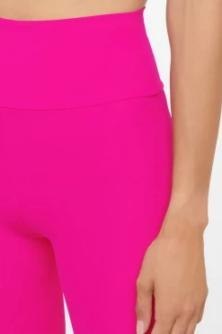 HYPNOTIC CROPPED LEGGING -Varley Store q1 adeb86e7 dc71 490c 9a07 7cb949d68b35