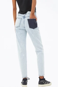 LEATHER POCKET HIGH-RISE TAPERED JEANS 6 LEATHER POCKET HIGH-RISE TAPERED JEANS -Varley Store q2 09b44d50 5861 4f43 8d09 f05e94cf2cad
