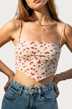 FLORAL STRETCH-CREPE HANDKERCHIEF TOP -Varley Store q2 0c96ebc7 acf2 4fbd 9f02 a7259b431eaa