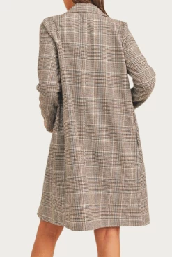 RUN TO ME CHECKED LONG COAT 9 RUN TO ME CHECKED LONG COAT -Varley Store q2 3093442a 065c 4ac3 be2c d01e33fd55b0