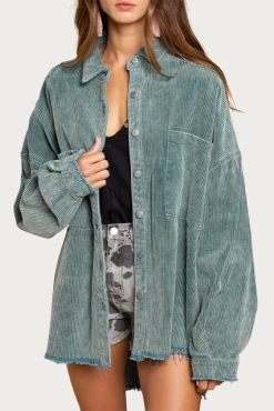 OVERSIZED CORDUROY SHACKET 9 OVERSIZED CORDUROY SHACKET -Varley Store q2 36f6cc0f b035 4669 9dda c9617a3814d8