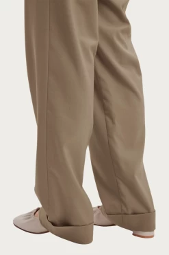 HIGH-RISE STRAIGHT WOOL-BLEND PANTS -Varley Store q2 80dd7573 ce29 4a01 8fb4 30cb5575e4f8
