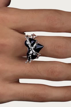 TAINTED LOVE STONE HEART OPEN RING -Varley Store q2 8e6f5177 95ab 45bf a9e2 840bd261bc39