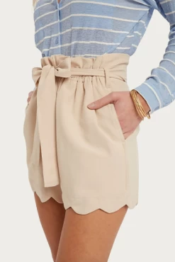 HIGH-WAISTED SCALLOP TRIM SHORTS -Varley Store q2 9e4f37af 2a02 4b17 8501 14973f9e3dad
