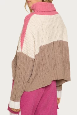 TEXTURED COLORBLOCK TURTLENECK SWEATER 11 TEXTURED COLORBLOCK TURTLENECK SWEATER -Varley Store q2 a8ed303d 2f9f 4e99 991d a5a9d86f26c0