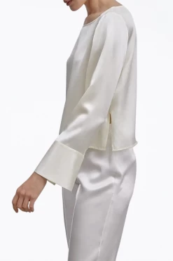 SLASHED CUFF SILK TOP 7 SLASHED CUFF SILK TOP -Varley Store q2 ae6d7ce0 7597 4315 96b8 76703cbd5434