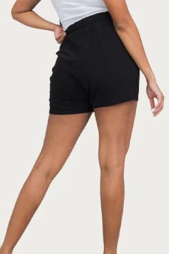 SEAMED SCUBA STRETCH-CREPE SHORTS -Varley Store q2 bca2e84b 1a63 4722 afbc 5a052423876c