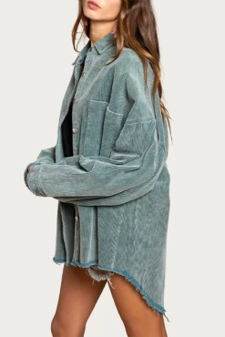 OVERSIZED CORDUROY SHACKET 7 OVERSIZED CORDUROY SHACKET -Varley Store q2 d0e6ad33 f7ce 494a 938c 0260baf49d73