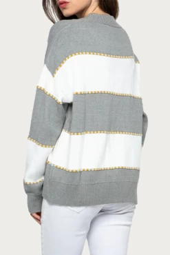 TWO-TONE STRIPED CREWNECK SWEATER 9 TWO-TONE STRIPED CREWNECK SWEATER -Varley Store q2 e345ff8c e1f9 4cf6 821e 66bfd681dbf9